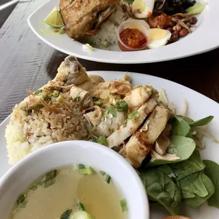 Famous Hainanese Chicken Rice