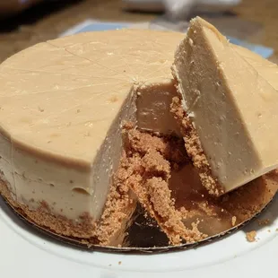 Custom peanut butter cheesecake was great