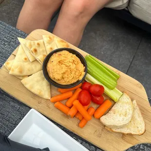 Hummus Plate