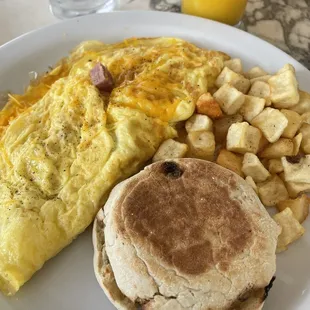 Ham and Cheddar Omelette
