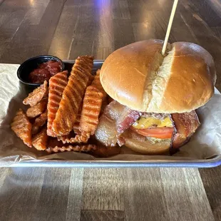 Revel Sports Tavern