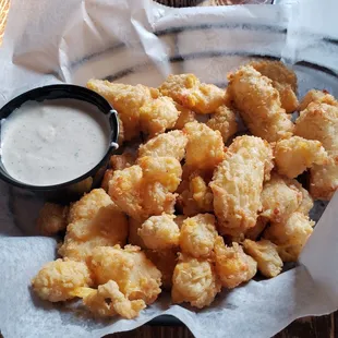 Best cheese curds and chipotle ranch sauce