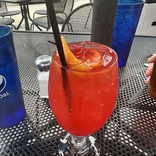 Strawberry spritzer