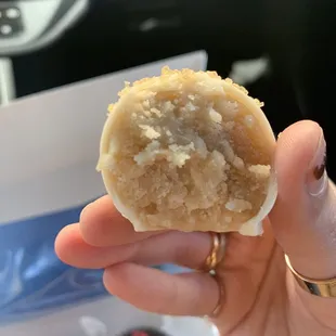 Honeymoon Champagne Cakeball