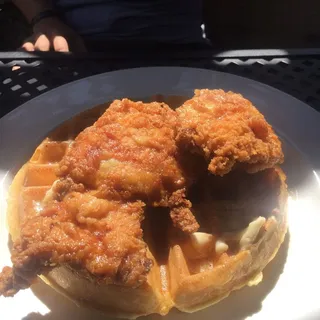 Fried Chicken & Waffle