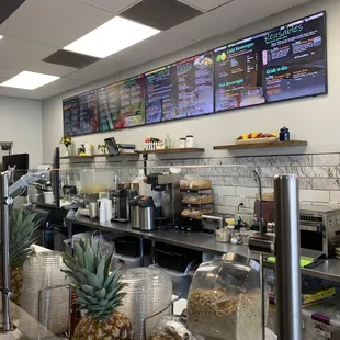 Immaculately clean counter and such a perfect (for me!) menu