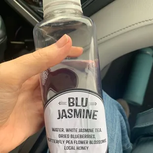 This was so yummy!! Refreshing and sweet and BLUEEE!