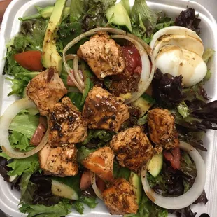 Grilled Salmon Salad