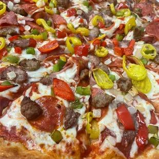 Deluxe Pizza