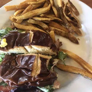 Bob marley sub chicken with fries