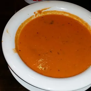 Tomato basil soup