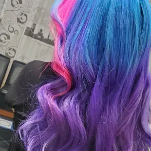 This is the back of the cotton candy look