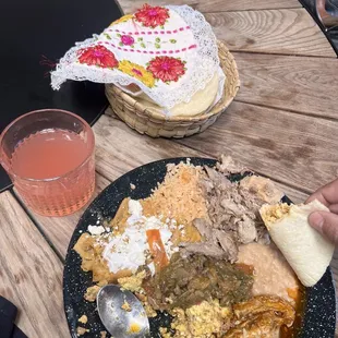 Weekend brunch buffet