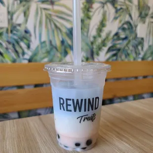 Small Rose Milk Latte (almond milk and 50% sweetness). So yummy light and refreshing.