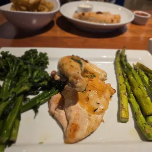 Rosemary Chicken (no corn, asparagus instead)