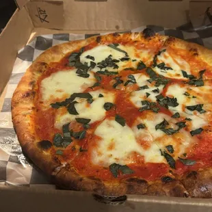 Margarita pizza