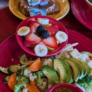 Tofu &amp; veggie scramble w/ avocado, fruit bowl, and wheat toast