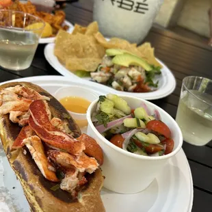 All food and drinks are good here!