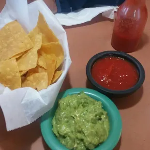 Chips and salsa were good. Guac was not to my preference (I like it fresher and chunkier)
