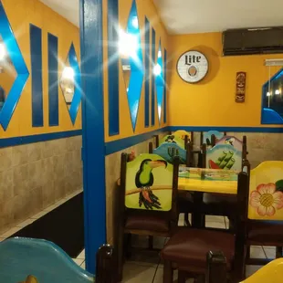 Cute place, great food, great prices - I felt "transported" from York County to a small town in Mexico