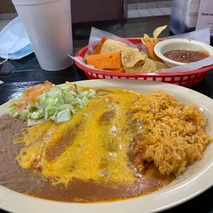 Cheese enchilada plate.