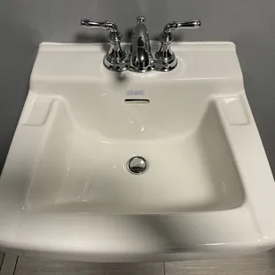 So clean it's shiny!