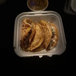 Birriaquesa tacos consom