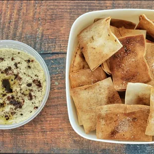 Hummus and pita chips