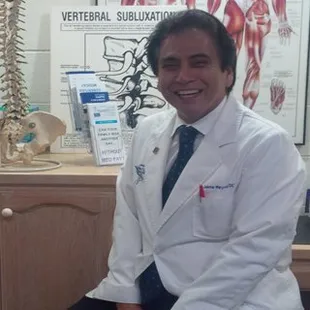 Meet Dr. Reyna!