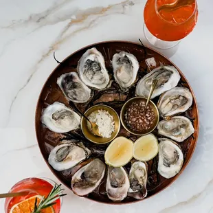 Reyna New York Mediterranean Restaurant, posh &amp; sexy atmosphere perfect for girls night out, first dates, private events, oysters, brunch