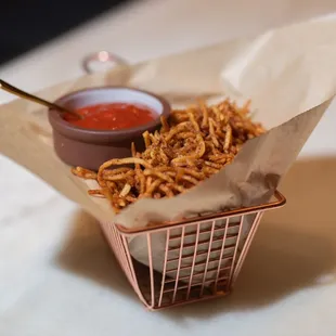 Best fries in Union Square Reyna New York is the perfect restaurant for brunch, happy hour, dinner, and business drinks, cocktail restaurant