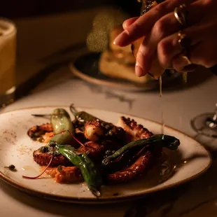 Reyna New York, Tapas, Cocktails Vibe, Happy Hour, Brunch, Private Events