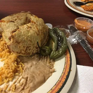 a plate of mexican food