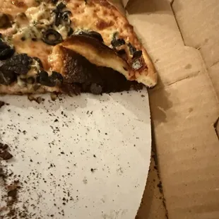 12&apos;&apos; Half and Half Specialty charred in the pits of Mordor