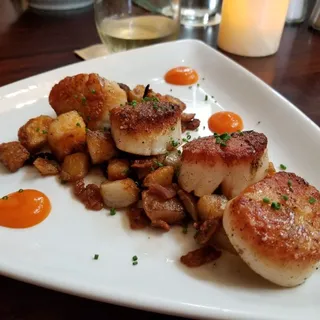 Pan Seared Scallops