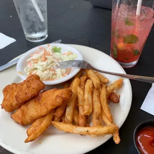 Fish &amp; chips &amp; lemonade