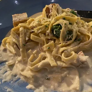 Chicken Fettuccine Alfredo