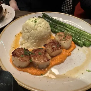 Pan-Seared Scallops