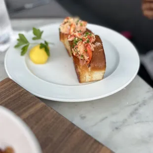 Lobster roll