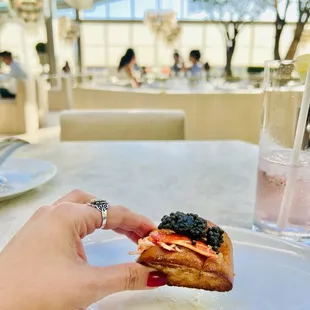 Lobster &amp; Caviar roll