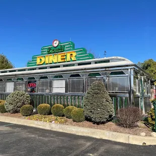 Rhonda's Emerald Diner