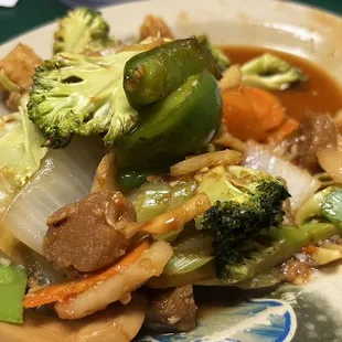 Chicken Soys with Hot Garlic Sauce
