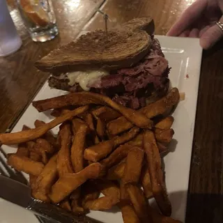Pub Reuben