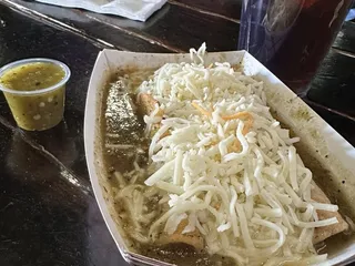 The District Pub & Kitchen