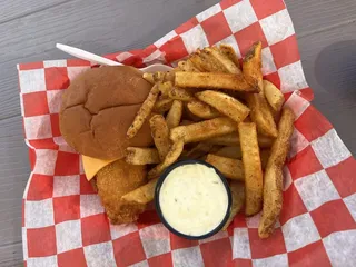 Madison Lighthouse Restaurant & Bar