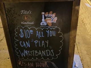 Pints N Play