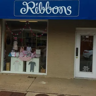 Ribbons On Peoria