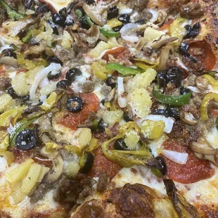 Deluxe pizza