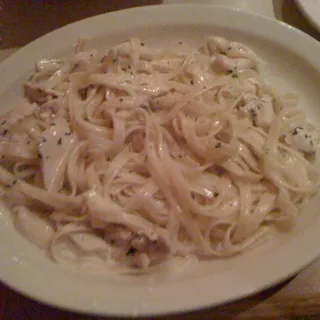 Fettuccine Chicken Alfredo
