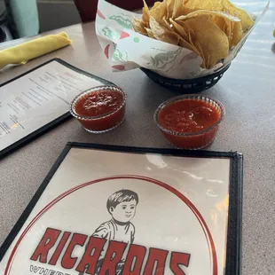 I enjoy the chips and salsa!